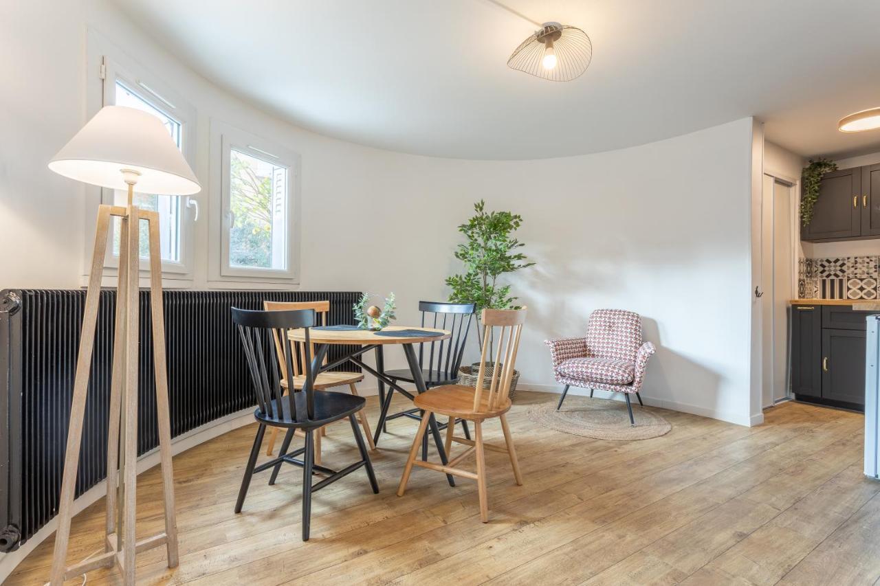 Le Grand Parilly Apartment Bron Bagian luar foto
