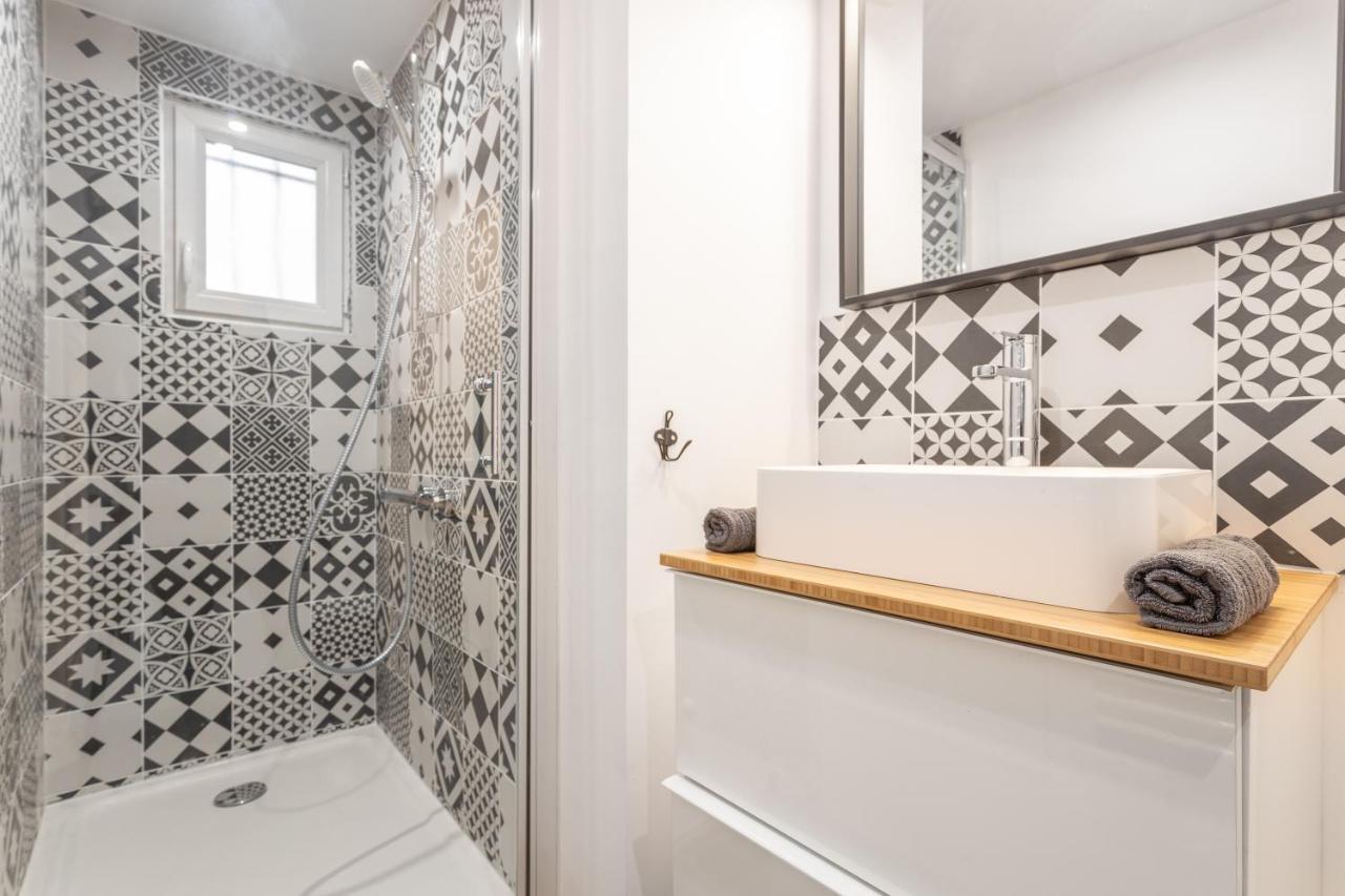 Le Grand Parilly Apartment Bron Bagian luar foto