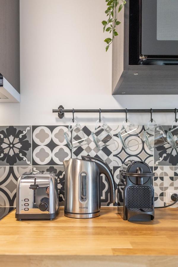 Le Grand Parilly Apartment Bron Bagian luar foto