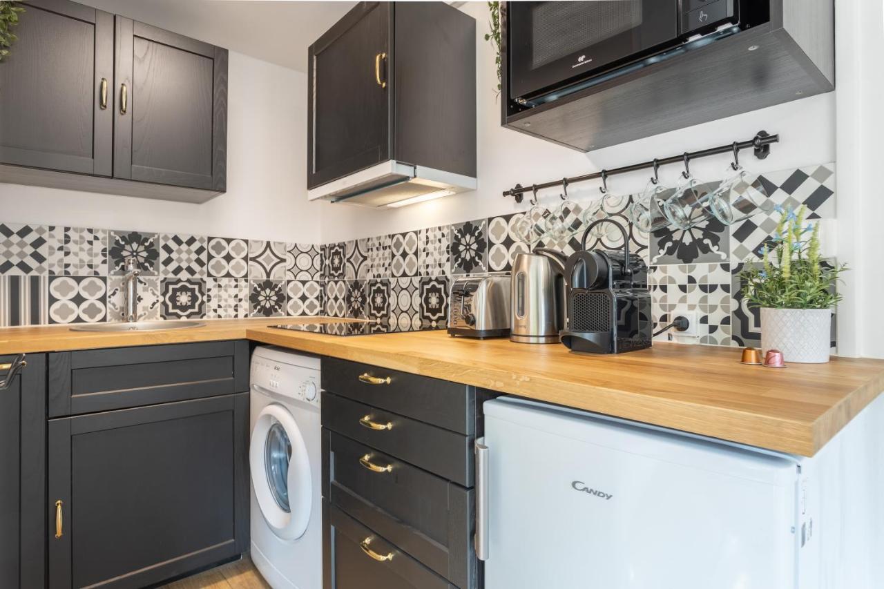 Le Grand Parilly Apartment Bron Bagian luar foto