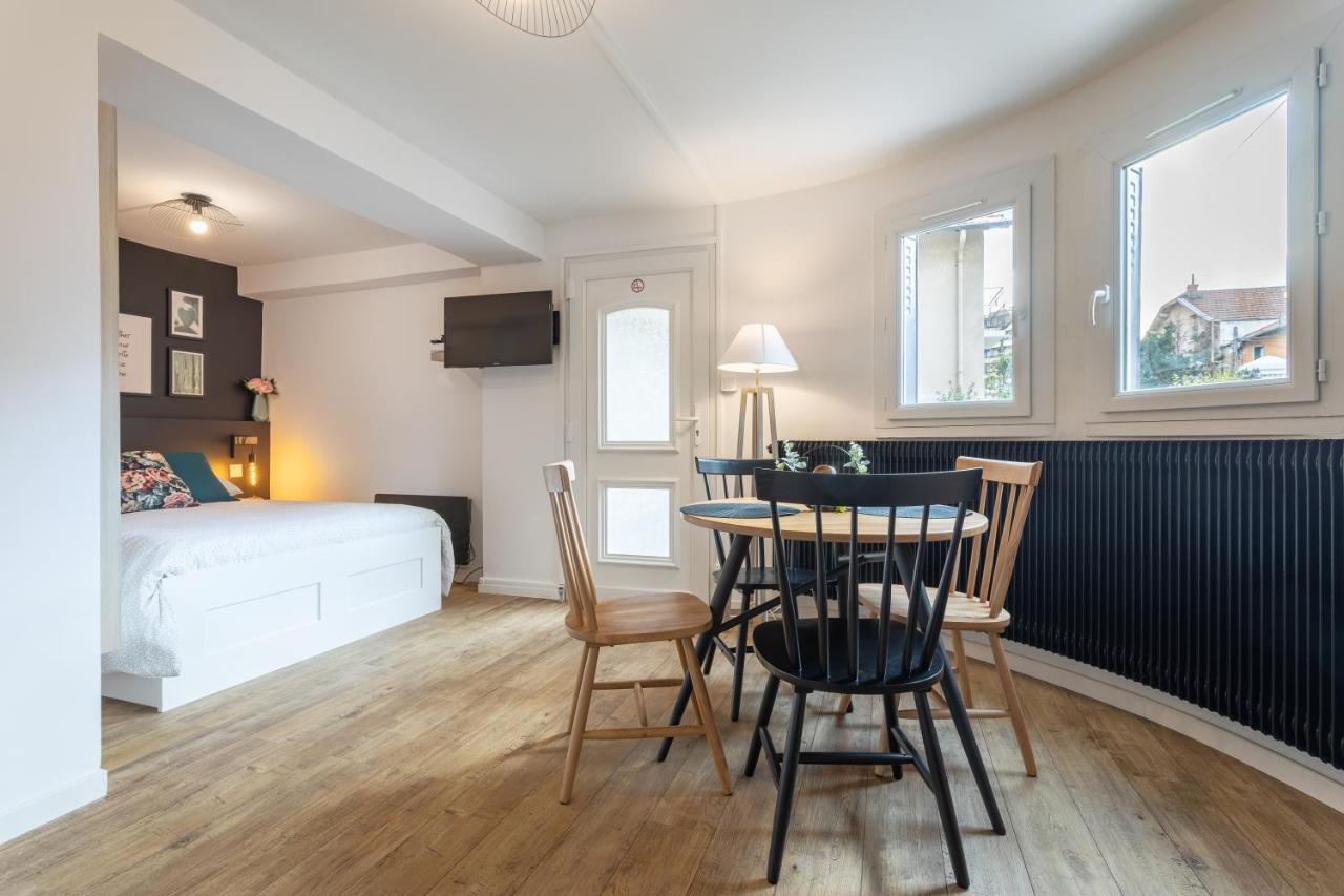 Le Grand Parilly Apartment Bron Bagian luar foto