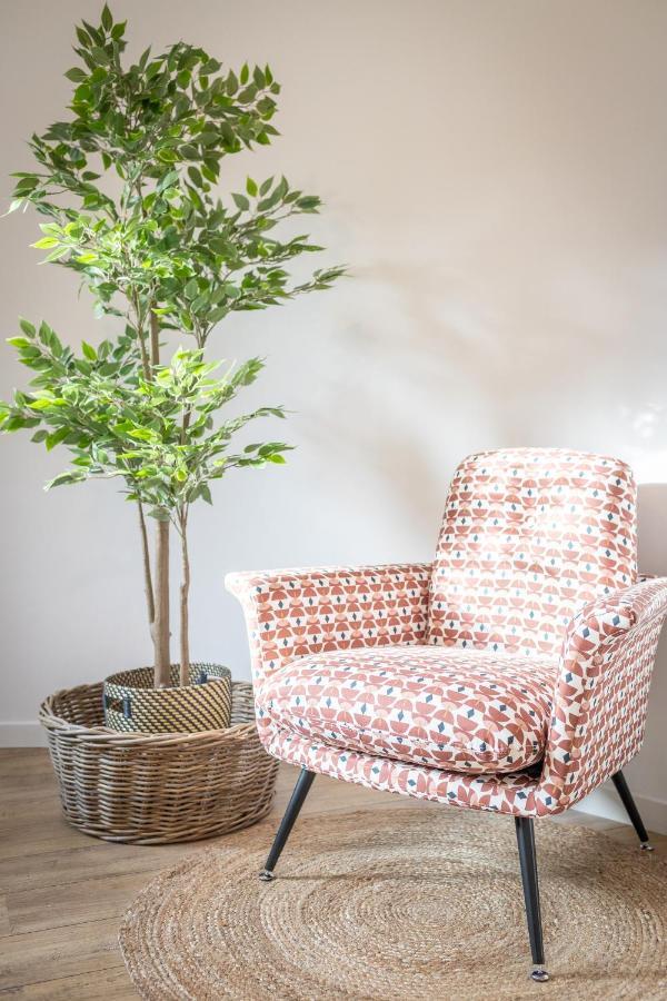 Le Grand Parilly Apartment Bron Bagian luar foto